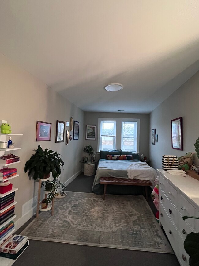 Photo - 2571 S Kinnickinnic Ave Unit 12