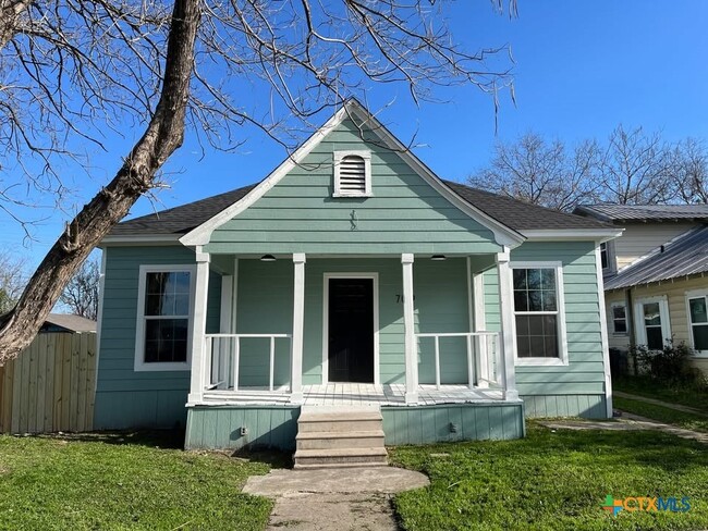 Building Photo - 709 S 13th St Rental