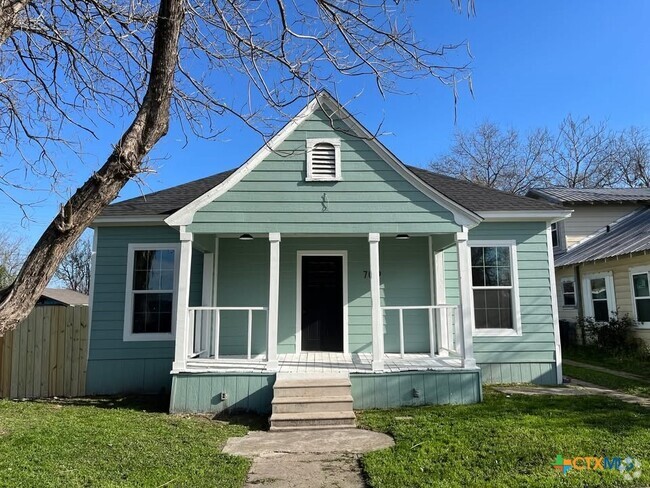 Building Photo - 709 S 13th St Rental