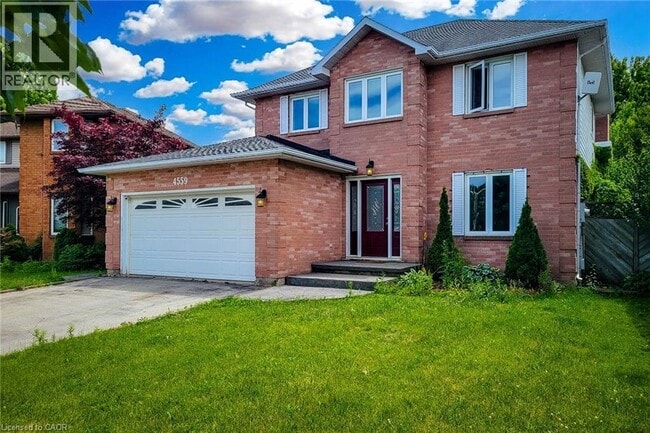 Photo - 4559 St Volodymyr Ct