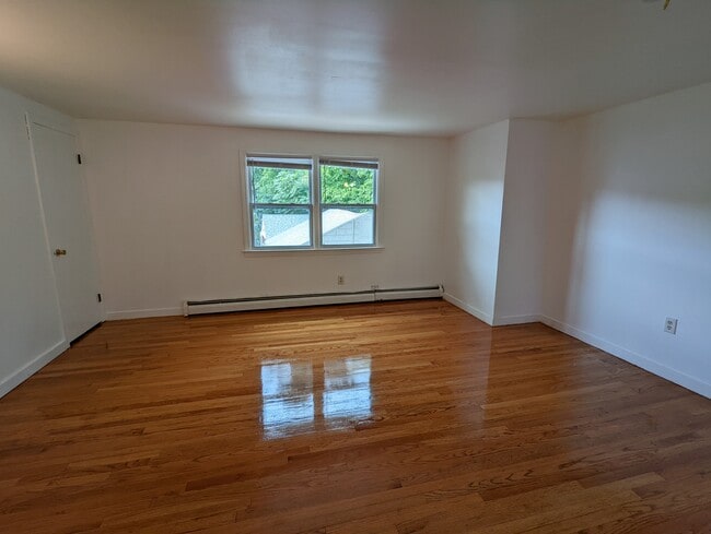 Photo - 56 N Main St Unit 4