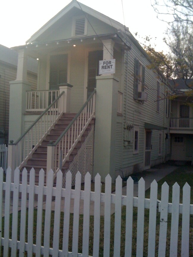 3026 SHORT ST, NEW ORLEANS, LA.