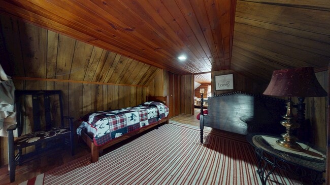 Photo - Crestview schools- FURNISHED county home