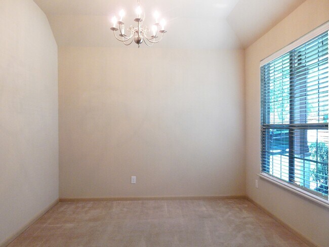 Photo - 24510 Avellino Ct
