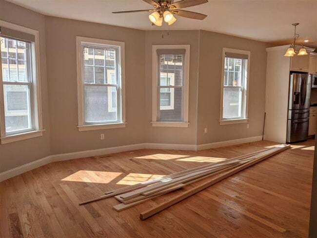 Photo - 16 Bowen Ave