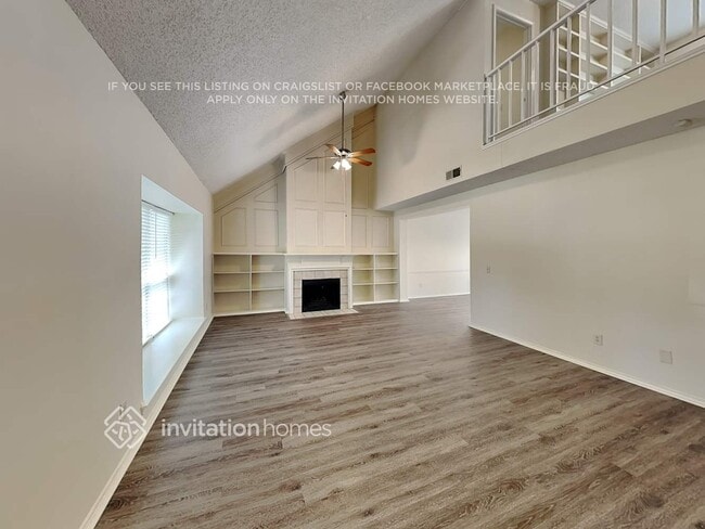 Photo - 2107 Stonegate Dr