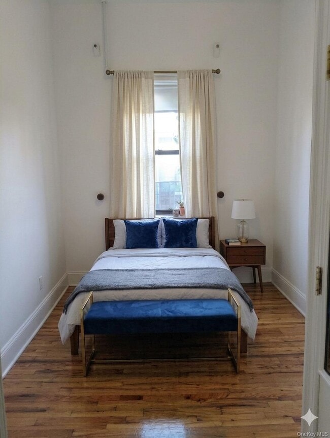 Photo - 143 W 119th St Unidad 3B