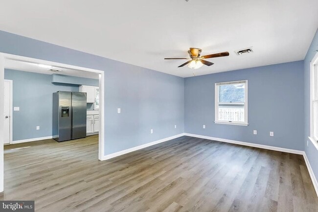 Photo - 107 Walden Dr