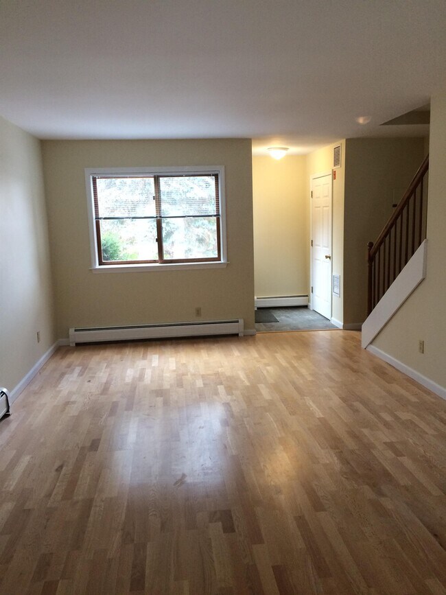 Photo - 143 Village Heights Rd