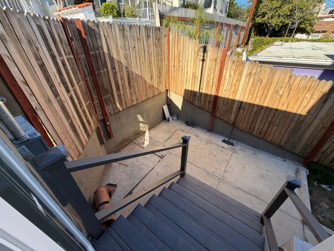 Photo - 3608 Wilshire Terrace Unidad Studio