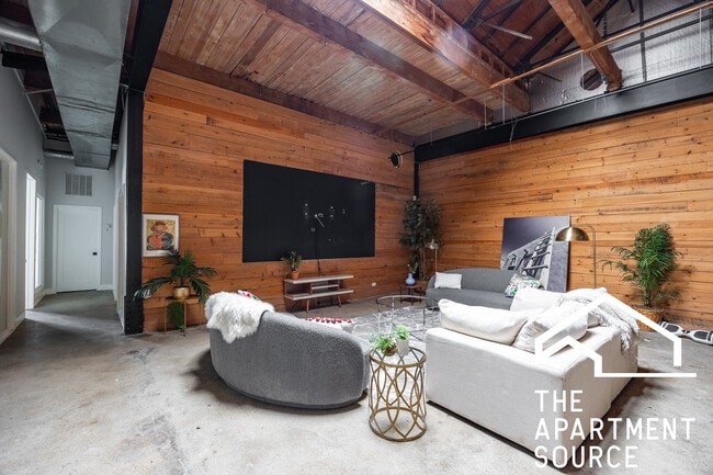 Photo - 3134 W Carroll Ave Unidad 2