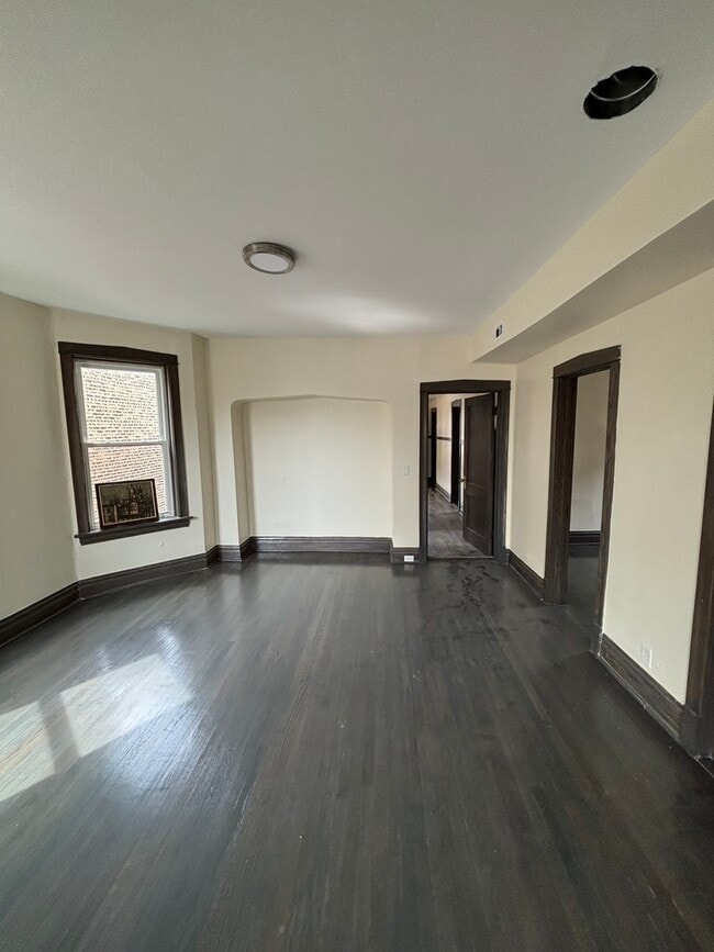 Photo - 1538 N Avers Ave