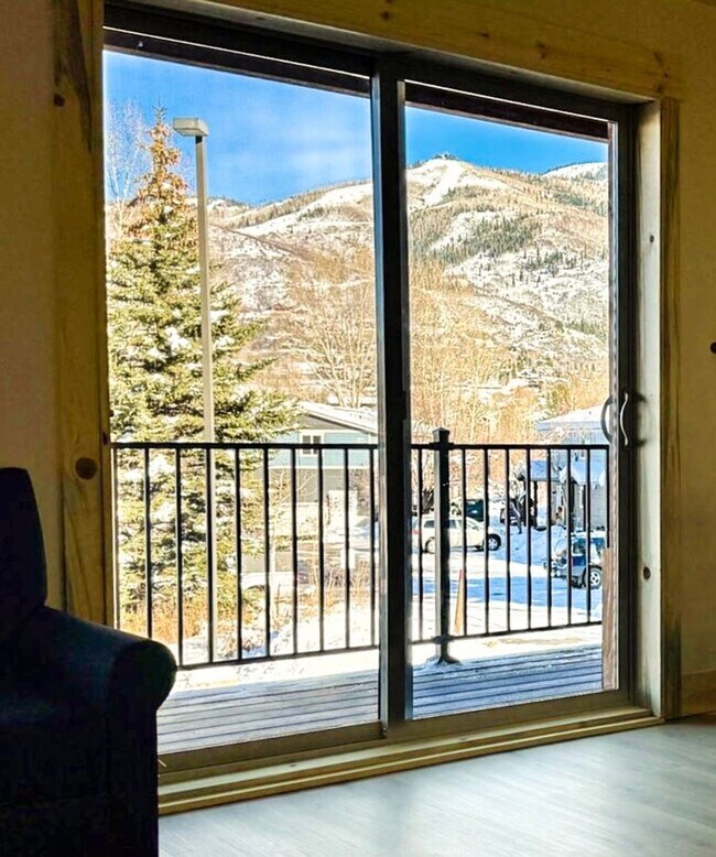 Storm Peak Apartments