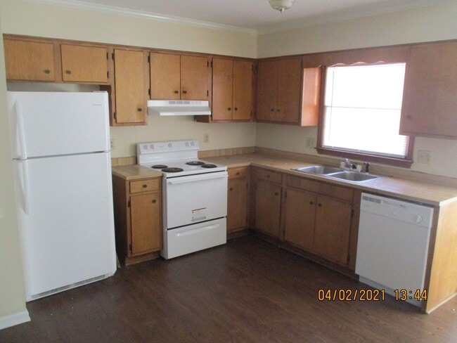 Photo - 2808 Falcon Ln