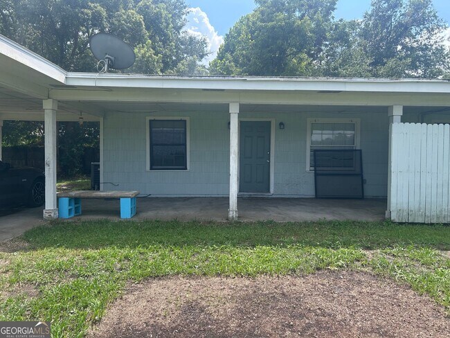 Building Photo - 102 Kives Ln Rental