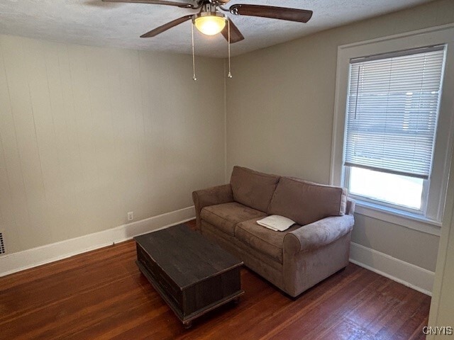 Photo - 1012 Cadillac St