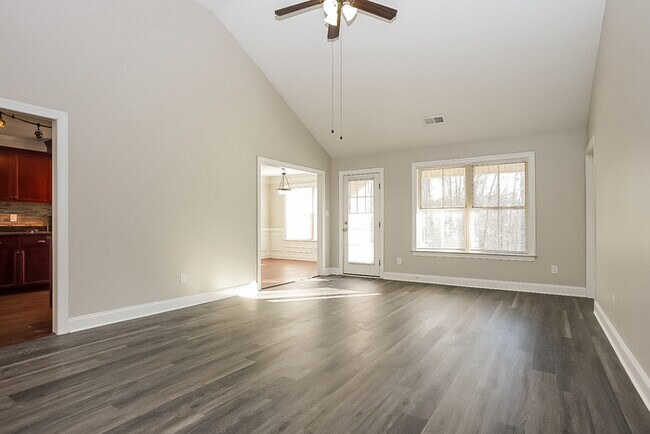 Photo - Spacious 4-Bedroom Home in Martinez, GA