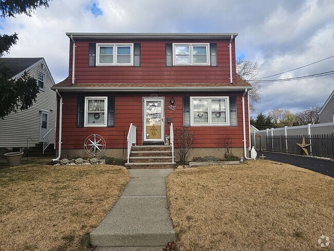 Building Photo - 55 Cambridge Ave Rental