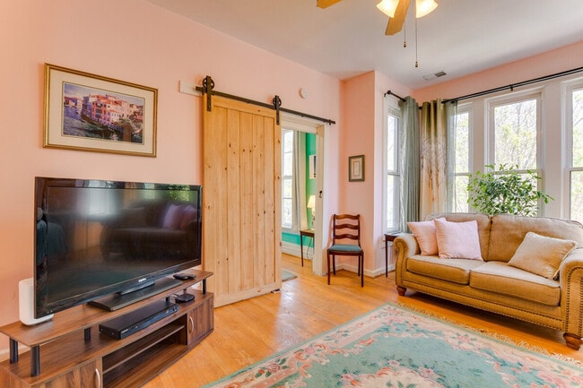 Photo - 1810 N Albany Ave Unit ID1306608P