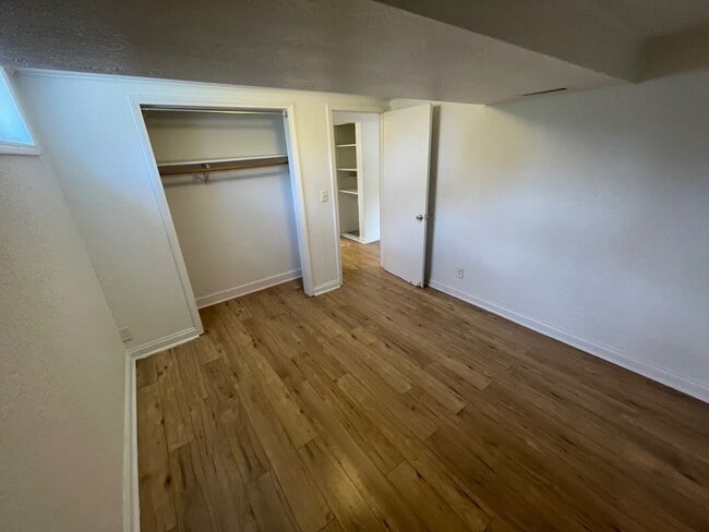 Bedroom - 1304 E North St