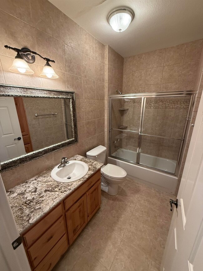 Photo - 1505 N Claremont Cir