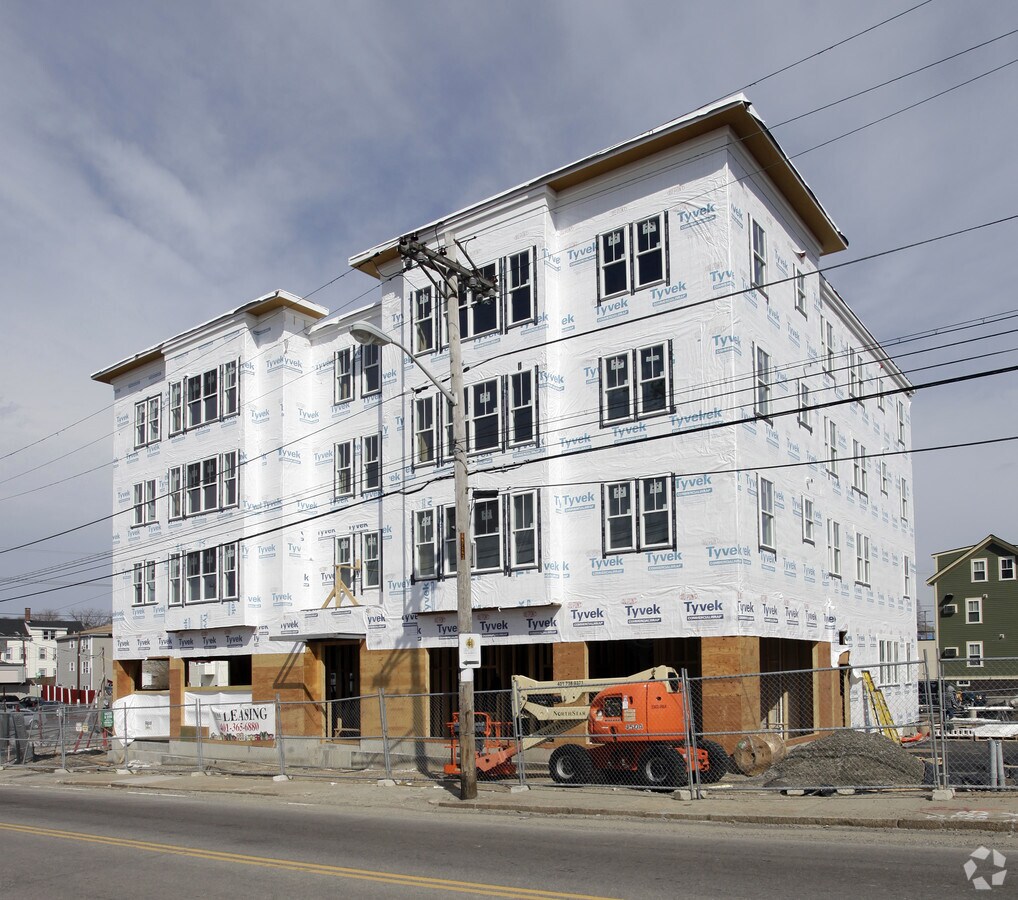 Photo - 185 Dexter St