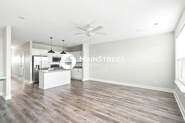 3 Bedroom Pet-Friendly Home in Gallatin, TN with Main Street Renewal