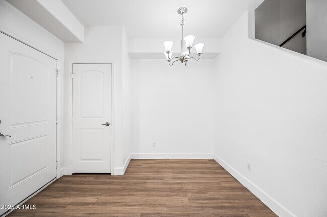 Photo - 4608 W Maryland Ave Unit 1154