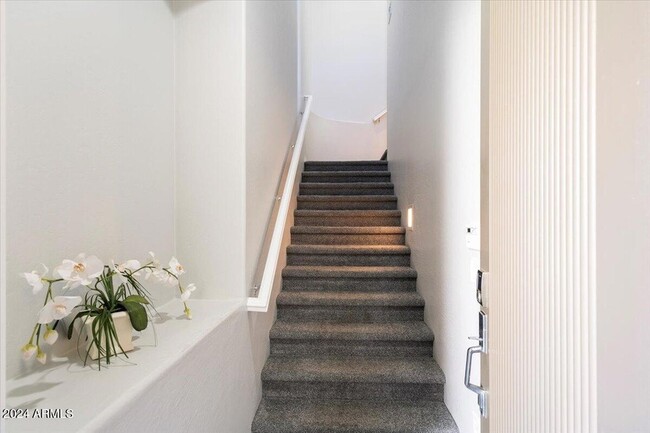 Photo - 19550 N Grayhawk Dr