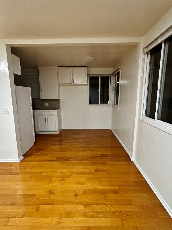 Photo - 1737 N Sycamore Ave Unidad 211