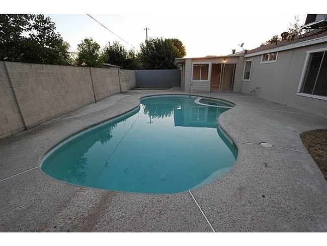 Photo - 5924 E Robinson Ave