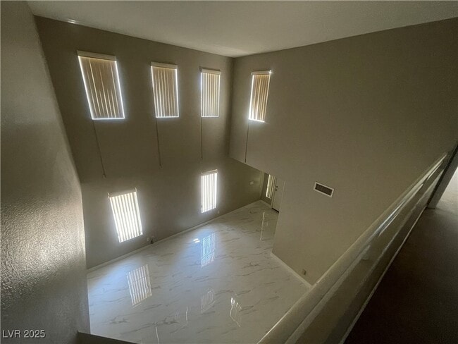 Photo - 1989 Verbania Dr