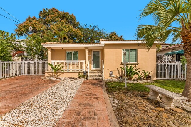 Photo - Charming Coral Gate Home Steps from Miracle Mile