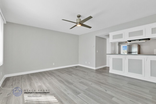 Photo - 1901 Carnegie Lane