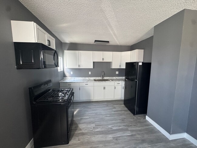 Photo - Affordable Spacious Home for your Family!