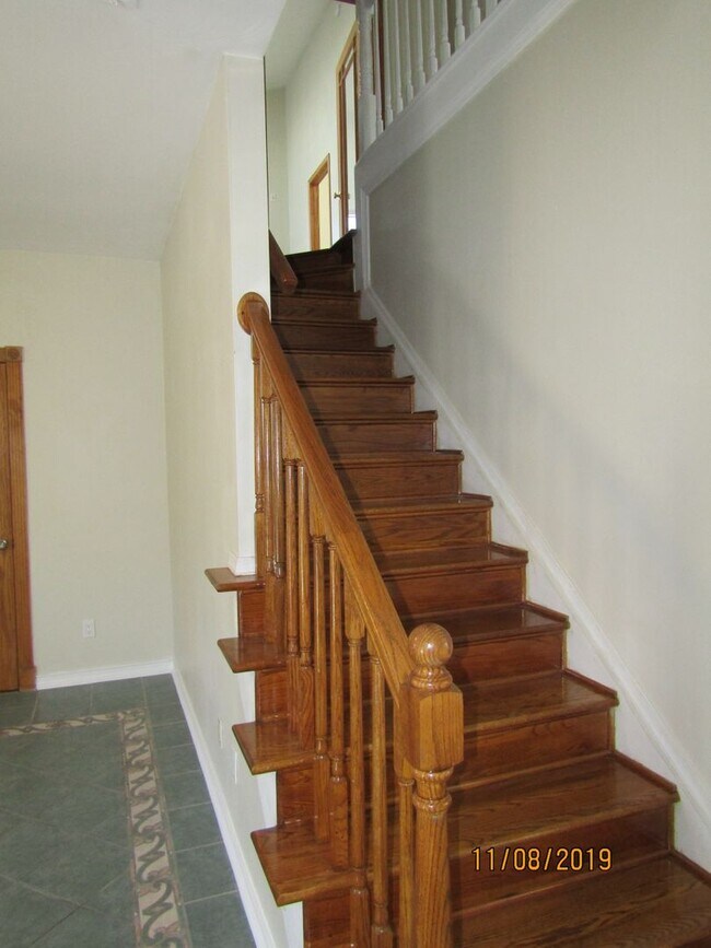 Photo - Weeping Cedar Trail