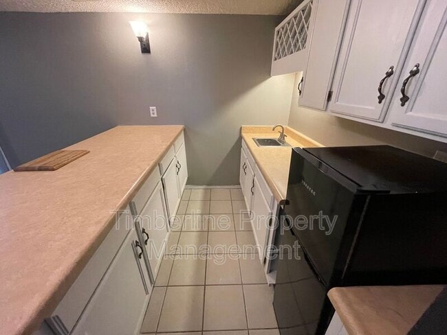 Photo - 320 Rangely Dr