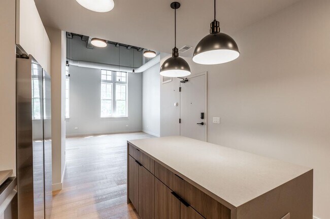 Photo - 1706 Sherman Ave Unidad 212