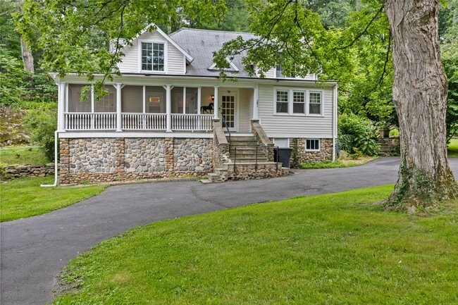 Photo - 281 Riversville Rd Casa