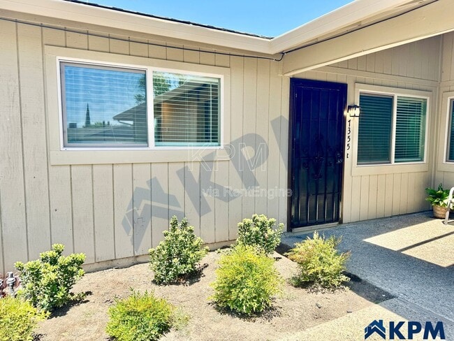 7355 Kelley Dr