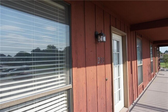 1444 Carrollton Ave Unit 203