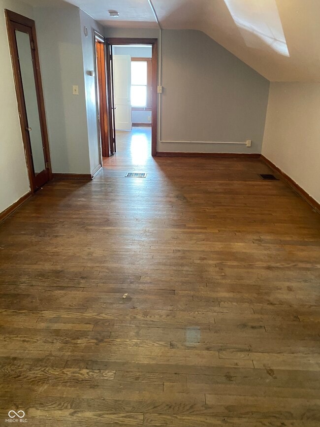 Photo - 309.5 Central Ave