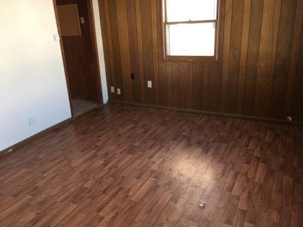 Building Photo - 2 bedroom ranch style single family home