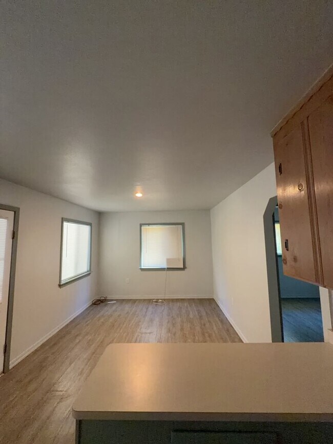 6599 Hohape Ave Unit 2