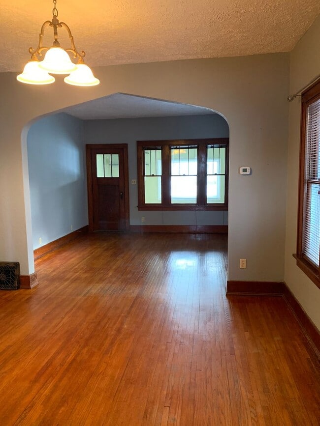 Photo - House- NE
