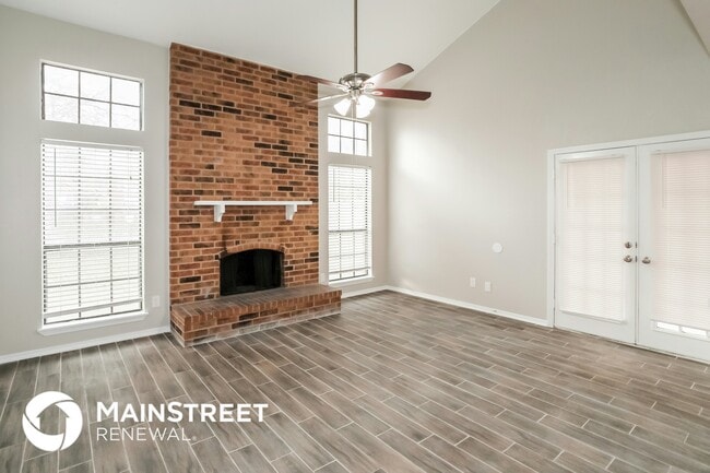Photo - 4413 Larner St