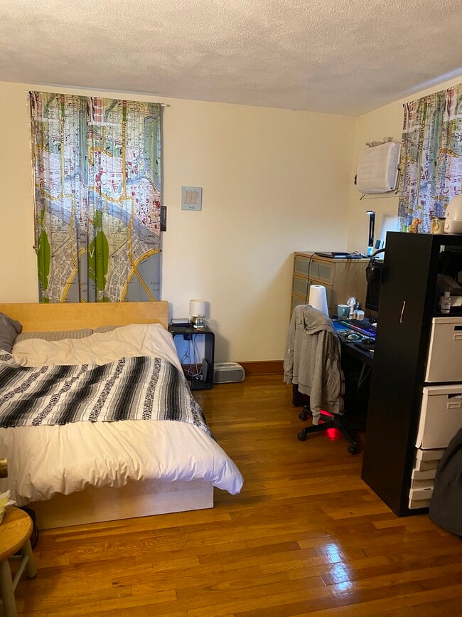 Photo - 211 Holland St Unit 213