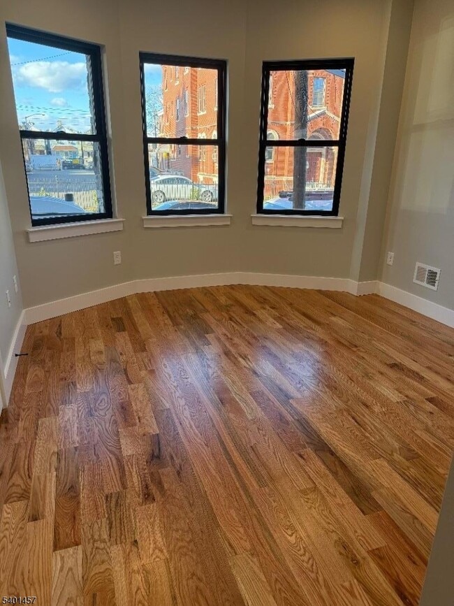 Photo - 76 Barbara St Unidad 1