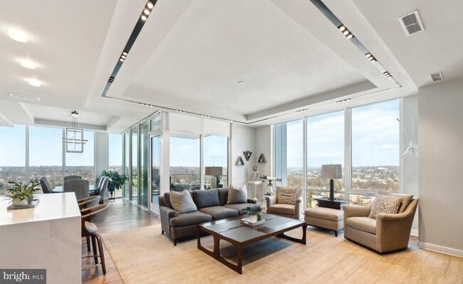 Building Photo - 1781 N Pierce St Unit 2201 Rental