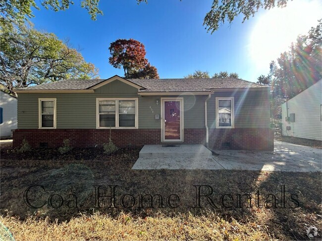 Building Photo - Derby Kansas Rental